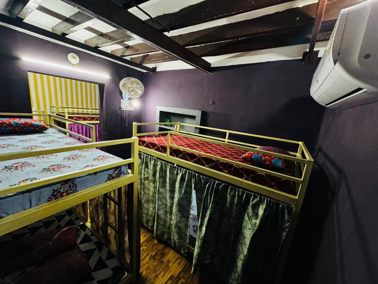 Hostel Kuruku Santhu Colive Pondicherry Exterior photo